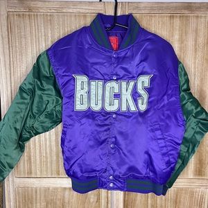 VTG 90s Milwaukee Bucks Youth Jacket
